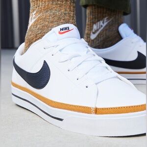 Nike Court Legacy Men’s Athletic Shoes - size 9 - NEW